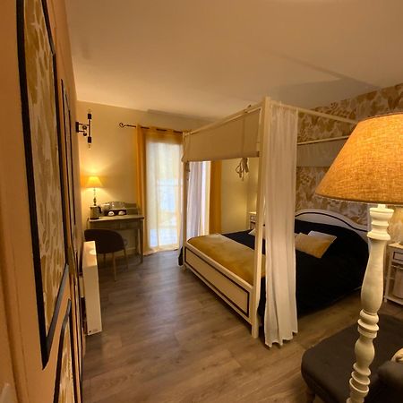 Bed and Breakfast Domaine De Labelo Commensacq Exteriér fotografie
